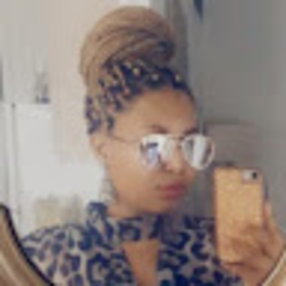 Meet your Posher, Shawana